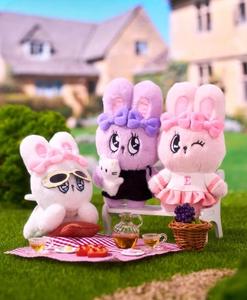Hakiki koridor Bunny peluş Trendy oyuncak kör kutusu Esther Bunny tatlı arkadaş çanta ve kolye Trendy oyuncaklar bebek kız hediye - Product Image 3