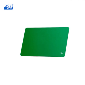13.56MHz personalizzato NTAG213 NTAG215 PVC biglietto da visita impermeabile verde opaco Smart digitale RFID ISO banda magnetica QR code
