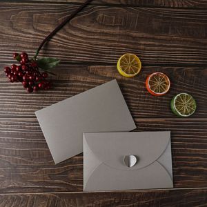 Kunden spezifischer mehrfarbiger Perlen papier umschlag mit herzförmigem bron ziertem Logo für Geschenk gebrauch - Product Image 5