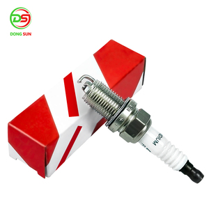 90919-01284铱火花塞兼容于-yo-taa AQ-UA Ya-ris Vitz Coro-llA汽车火花塞汽车点火零件汽车零件