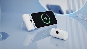 2024 Foldable 5000mAh Capsule <strong>Design</strong> Power Bank Dual Type-C LED Display High Capacity Waterproof 18W/20W <strong>Output</strong> Power with Plug - Product Image 2