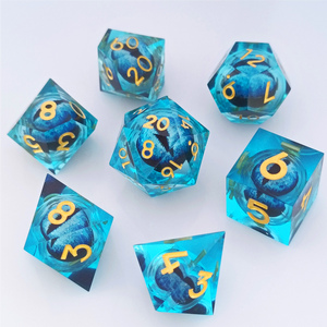 Chất Lượng Cao Đa Diện Màu Xanh Rõ Ràng Nhựa Xúc Xắc Đặt Bàn Hội Đồng Quản Trị Trò Chơi Xúc Xắc Phụ Kiện Dnd Nhựa Lỏng Lõi Xúc Xắc Bộ - Product Image 1