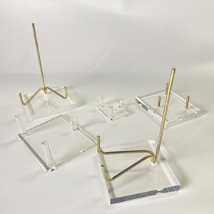 Supporto per cavalletto con supporto in metallo regolabile trasparente pietre preziose minerali piatti di agata cristalli piattini in pietra acrilica cremagliera