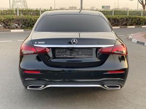 Güç ve performans kullanılmış Mer cedes Benz E300 2021 Model yılı GCC özellikleri arabalar gitmeye hazır - Product Image 4