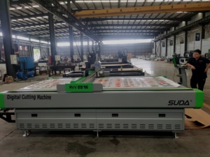 Enrutador CNC SUDA 2513 para grabado y corte de precisión de alta velocidad de materiales de señalización Serie S8 - Product Image 3