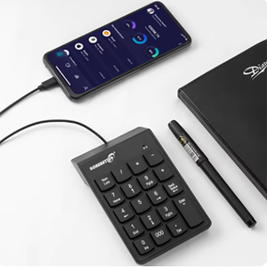 Teclado numérico portátil de 19 teclas de tamaño pequeño, contabilidad financiera, teclado de número con cable USB C para tableta portátil