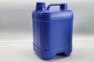 חומר חדש של יצרן מיכל פלסטיק hdpe <span class=keywords><strong>5l</strong></span> לבקבוקי פלסטיק נוזליים המשמשים בחקלאות
