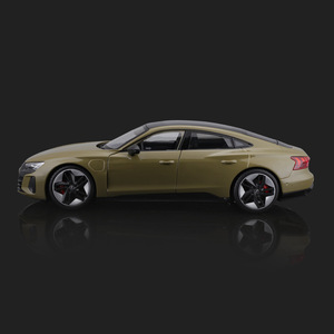 Bburago 1:18 Au di RS e-tron GT araba Metal simülasyon koleksiyonu alaşım Metal döküm oyuncaklar Model arabalar - Product Image 6