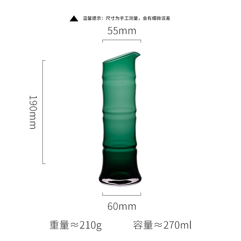 Jarra de vino con forma de bambú