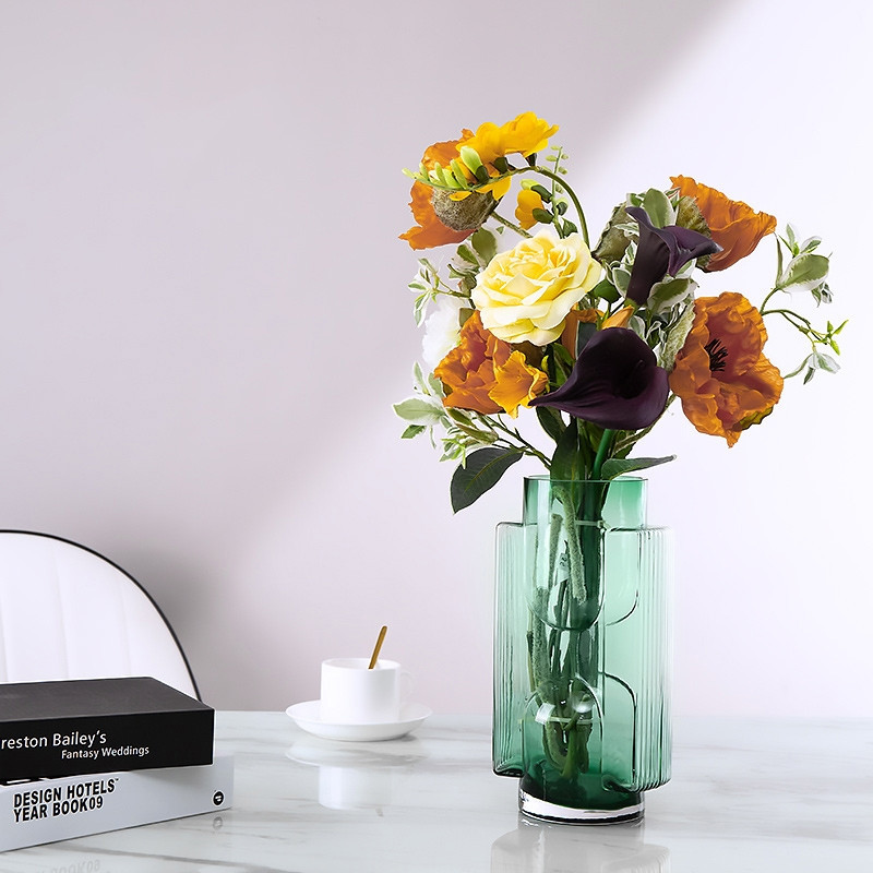 Factory Produced Wholesale Glass Luxury Vases