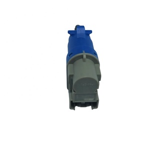 JSX 8t4zguangzhou 80a Guangzhou bl3zford 80a dur ışık anahtarı FORD gl3zford 80a 8T4T9G854AA fren için ışık anahtarı GL3T9G854BA - Product Image 3