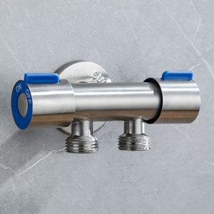 壁に取り付けられたモダンスタイル304ステンレススチールビデトセット双方向垂直噴霧器ポータブルホテル用