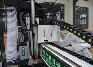 Neuer automatischer Mehrkopf-CNC-Fräser für die Holz bearbeitung mit mehreren Prozessen - Product Image 6