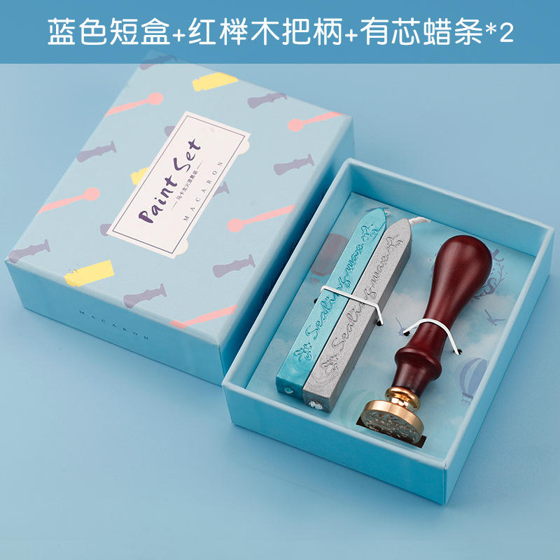 Boîte courte bleue - manche en bois de hêtre rouge