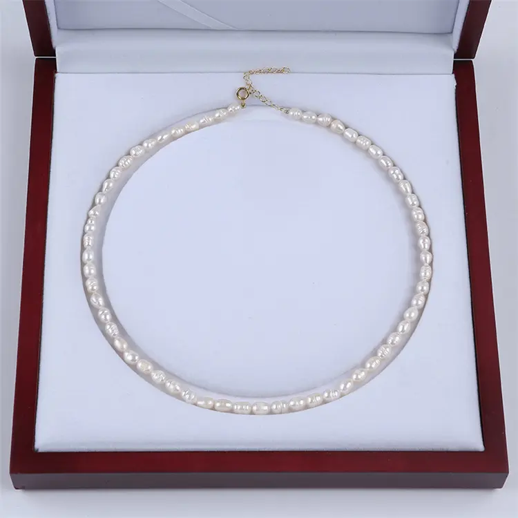 Simple Elegant Wholesale Rice Bead Necklace 5-6mm Fresh Water Real Pearl Natural White