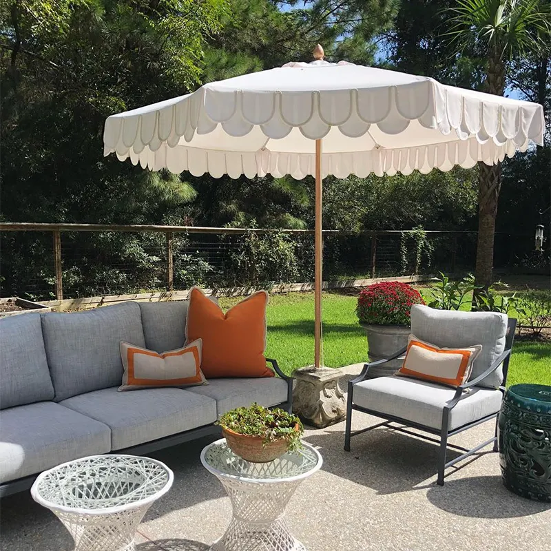 9 FT Mobilier d'extérieur Café Logo personnalisé Pare-soleil réglable 100% Polyester Piscine Bois Festonné Patio Jardin Parasols de plage