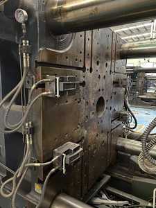 Máquina de moldeo por inyección de plástico usada haitiana Original ju2100 Ton usada para ahorro de espacio para parachoques de automóvil y palé lista para enviar