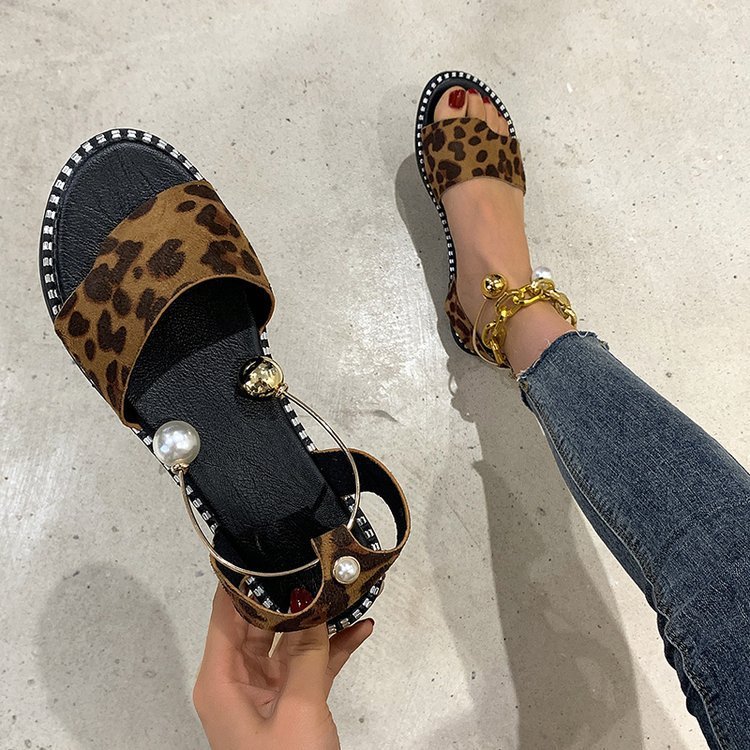 Leopard print
