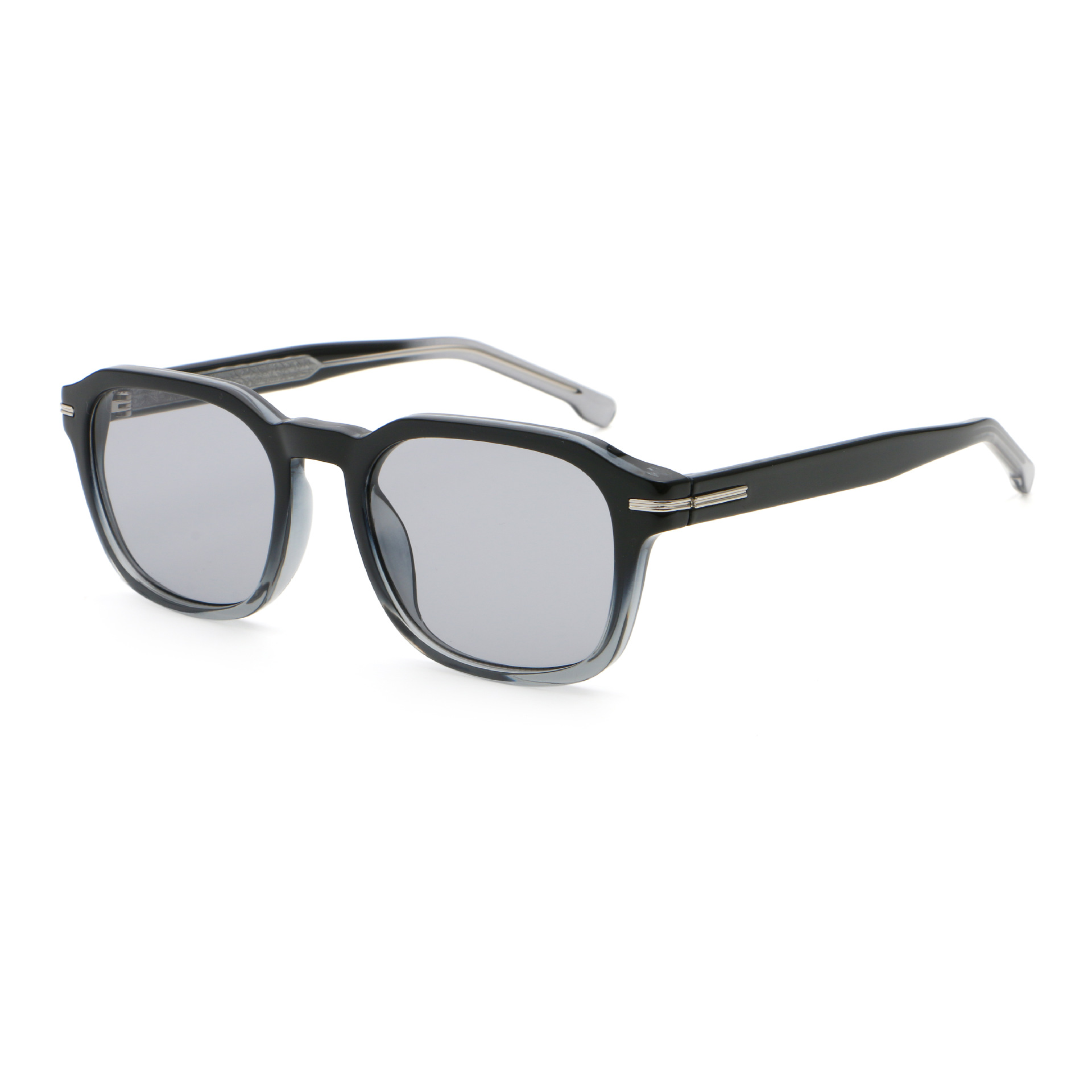 C5-กรอบสีดำและสีเทาพร้อมเลนส์สีเทา