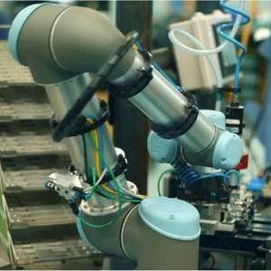 Brazo robótico colaborativo UR5e con pinza robótica CNGBS de tres dedos para manipular como robot Cobot - Product Image 4