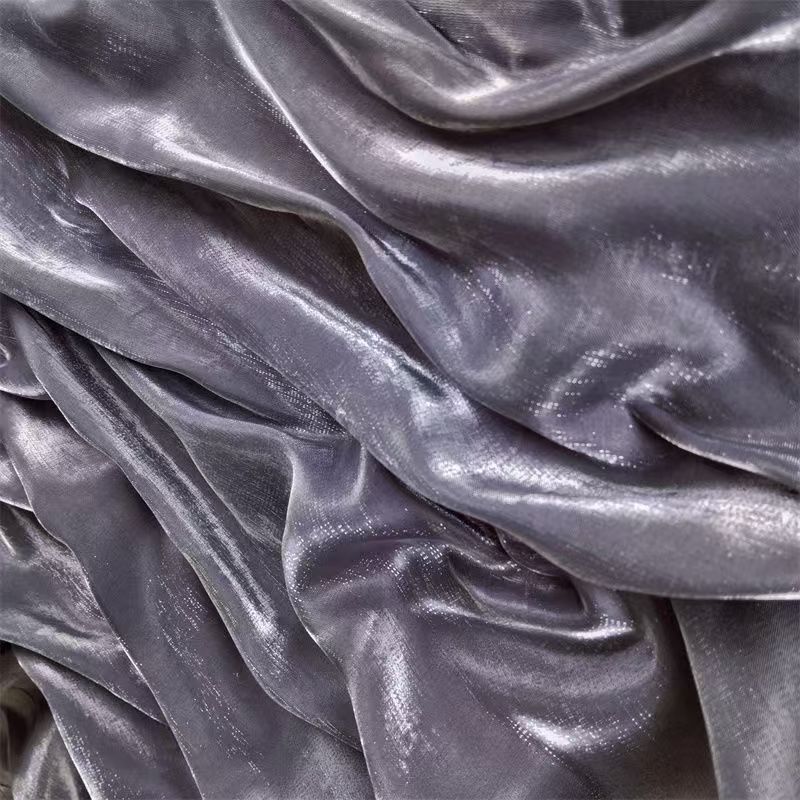 Gris medio fantasma