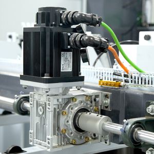 SAMACH kullanımı kolay CNC Panel testere makinası otomatik ışın testere - Product Image 5