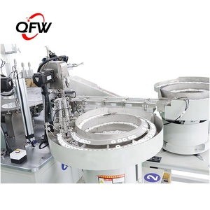 QFW Factory, recién llegado, máquina de montaje de tapa de pulverizador de niebla, boquilla de pulverización atomizada, máquina de montaje automático - Product Image 2