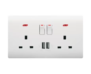 Panel de enchufe de pared Yaki British Standard Enchufe White Single Gang con puertos USB duales y interruptor 13A Salida multifuncional - Product Image 5