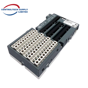 Transmisor de temperatura TU515 de alta precisión con entradas de sensor dual para monitoreo y control de procesos industriales - Product Image 4