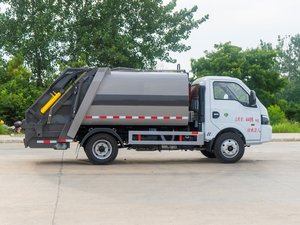 Dongfeng Tuyi 5-Cubic-Meter <strong>Compact</strong> Diesel Garbage Truck 4x2 Drive Compression-Type Manual Transmission Compactor Pump System - Product Image 6