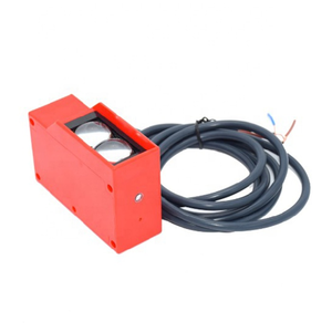 Interruptor fotoeléctrico infrarrojo de E3K100-7M, dispositivo de inducción de reflejo difuso, cuerpo humano, para lavado de coche, 24V - Product Image 1