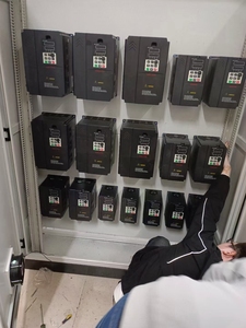 价格优惠380v 200kw三相输入输出变频器变频器调速工业控制 - Product Image 4