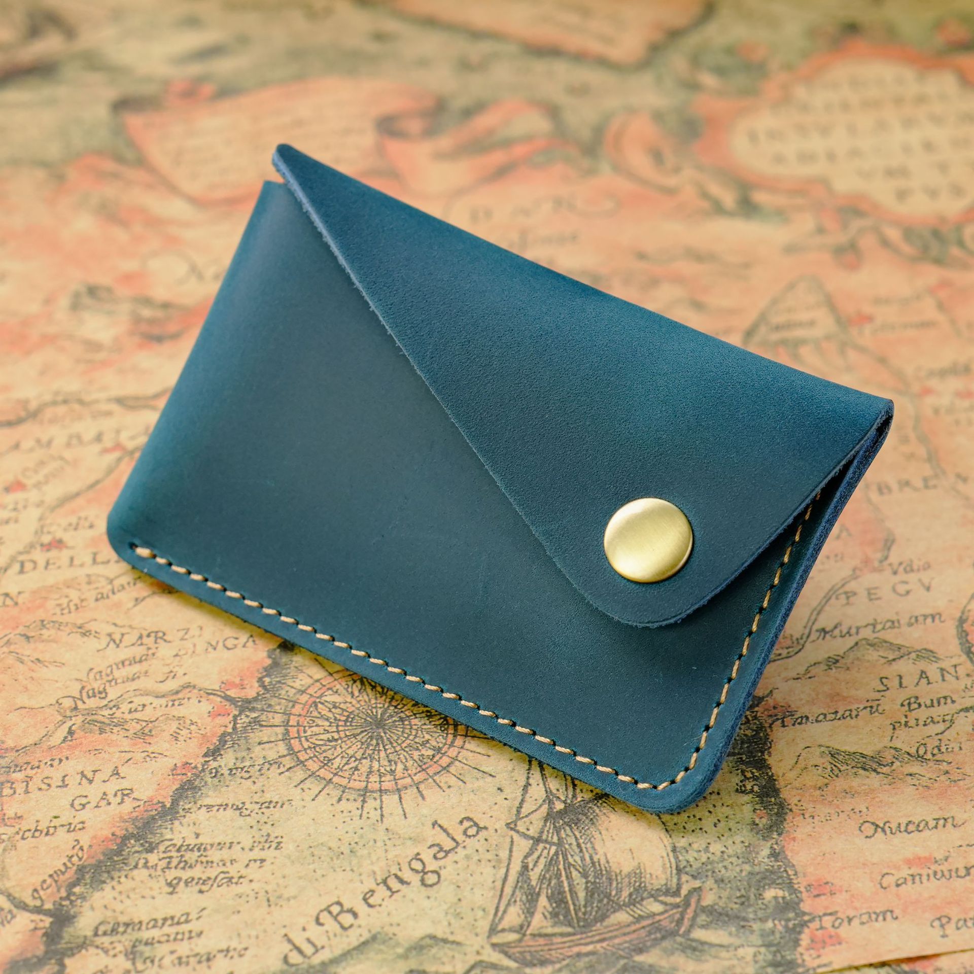 Crazy horse blue