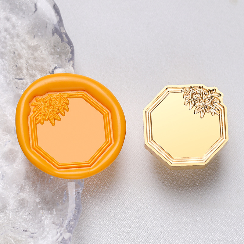 Maple leaf border (irregular shape, 26.2x26.3mm)