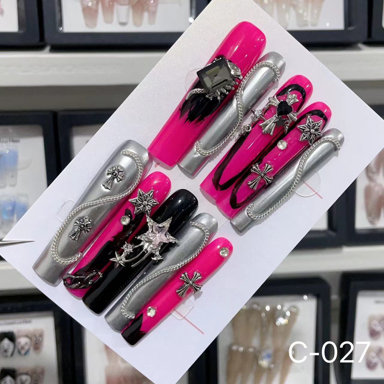 C027