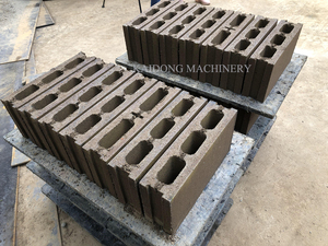 Kaidong QT4-23A手動コンクリートブロック製造機レンガメーカーセメントレンガ製造機 - Product Image 5