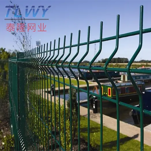 Kaynaklı çit paneli ile galvanizli kanada geçici inşaat çiti paneller sıcak satış popüler toz kaplı kutup