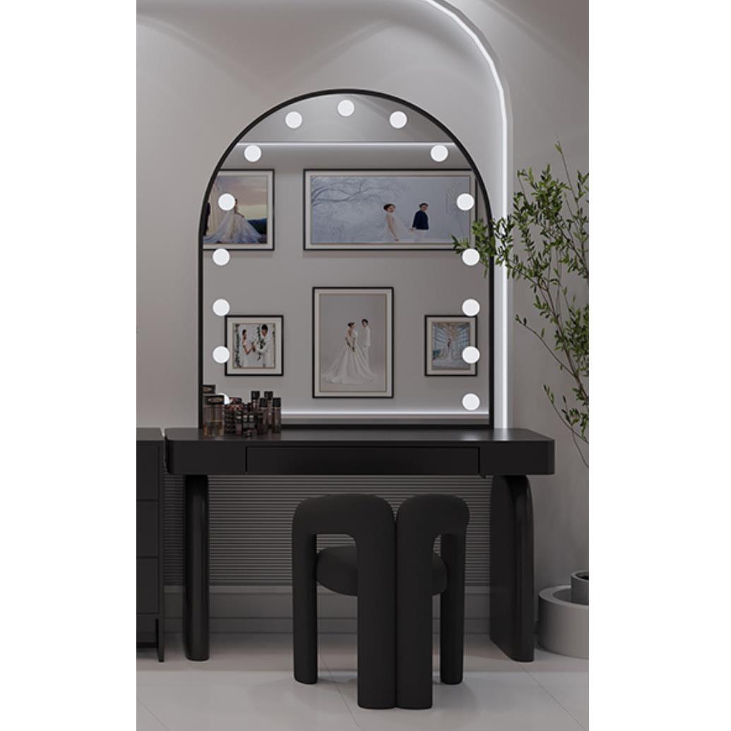Noir : table 120*50*80, 10oz