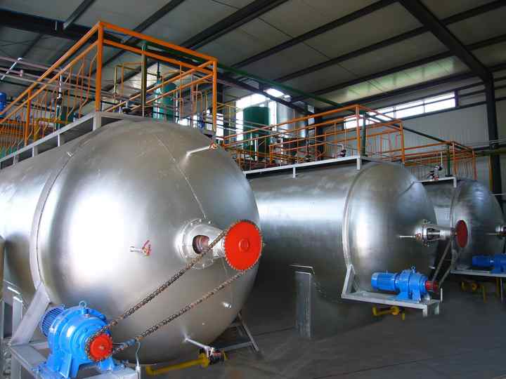 Small Olive Oil Extraction Making Machine Line Olive Oil Refining and Fractionation Equipment Machine Suppliers