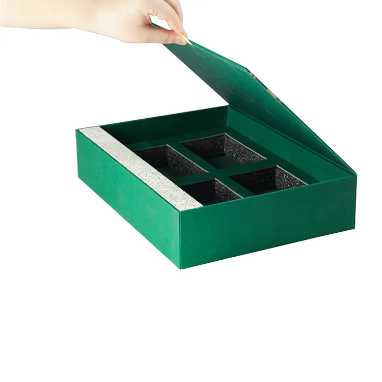 Benutzer definierte Logo-Design Luxus magnetische Teebeutel Verpackung Geschenk boxen mit Schaum fächern