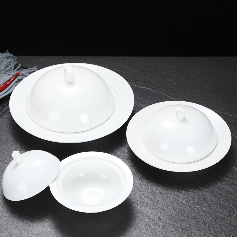 Plato blanco de 9 pulgadas con tapa