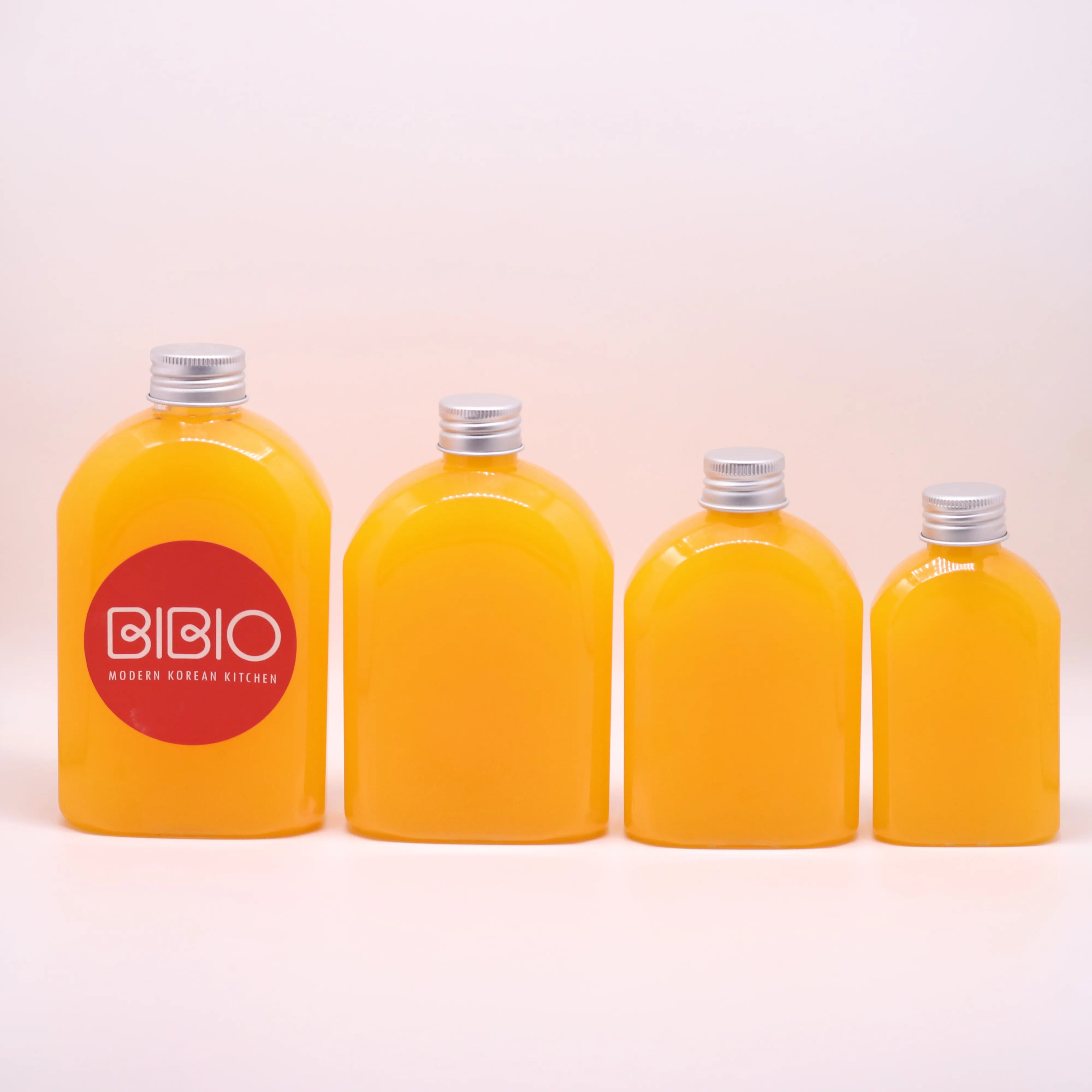 MAYSURE Wholesale Factory 250ml 300ml PET Plastic Juice Wine Spirit Liquor Plastic Flask Beverage Bottle