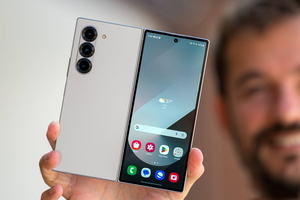7.6โทรศัพท์ SAM Galaxy Z Z Fold 6 Ai "4400mAh Snapdragon 8 Gen 3 Ai แก้ไขภาพหน้าจอขนาดใหญ่ปลดล็อก99% สมาร์ทโฟนแอนดรอยด์