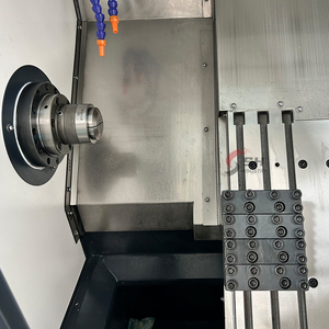 Torno CNC de cama sesgada de alta precisión TCK6350 Torno automático de metal universal Máquinas herramientas personalizadas - Product Image 5