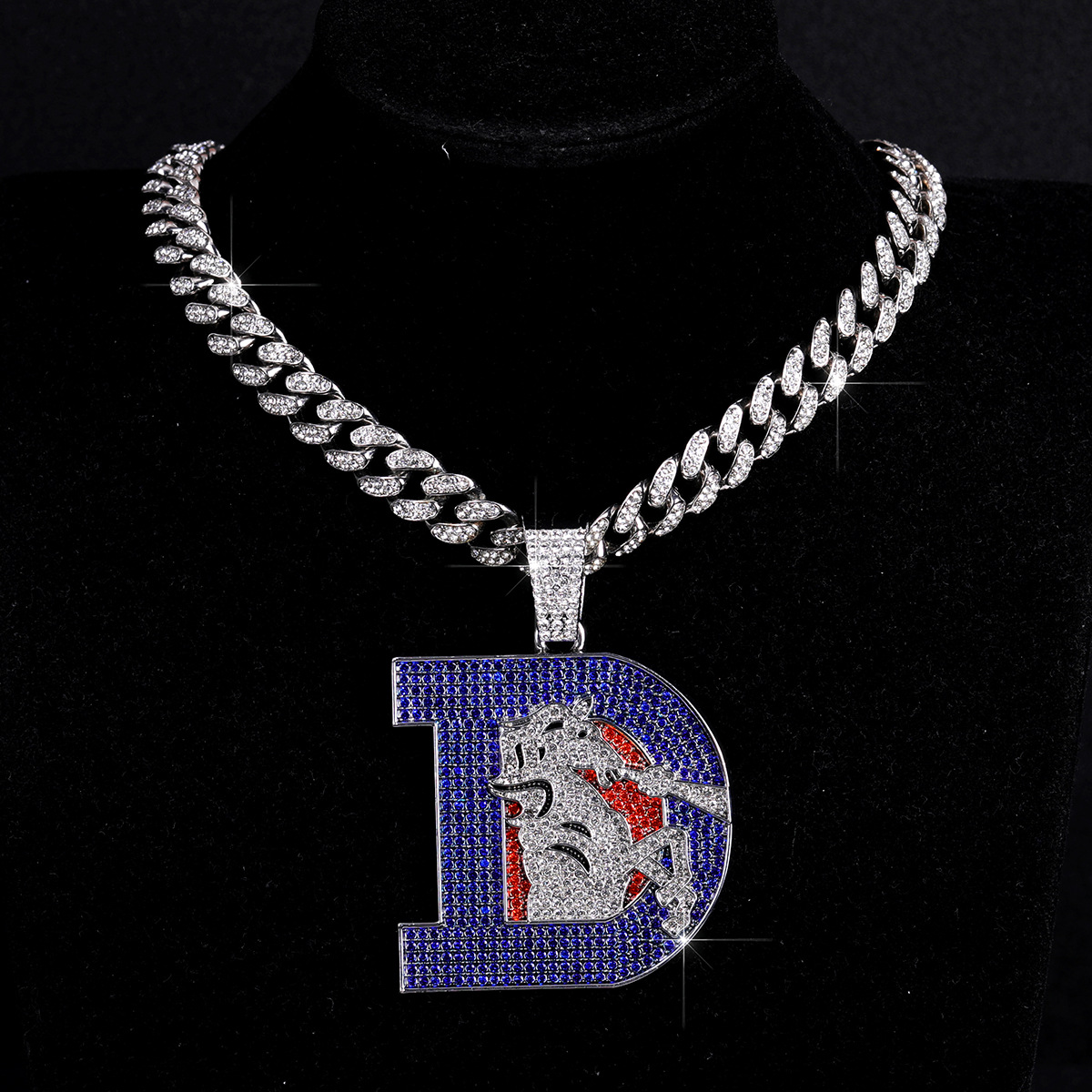 Collar de 60 cm con colgante individual de Mustang azul plateado 08