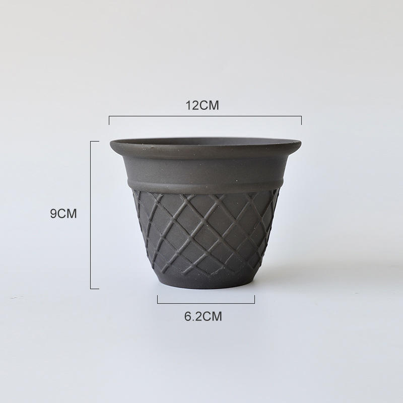 Mini cone flowerpot-black pottery