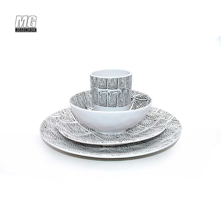 Ceramic Stoneware Tableware Set Engraving New Arrived dishes Sets Classic Style gold rim dinner sets