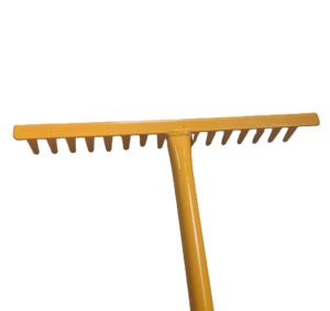 优质农场挖掘工具钢长柄叶草坪耙 - Product Image 1