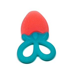 BPA Miễn Phí Dâu Tây Mềm Nhai Teether Vui Bé Mọc Răng Đồ Chơi Silicone Bé MOL Teether - Product Image 2