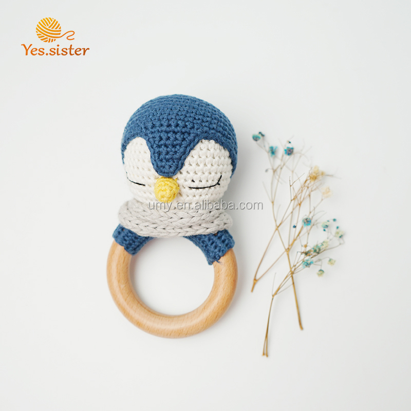 7cm rattle penguin